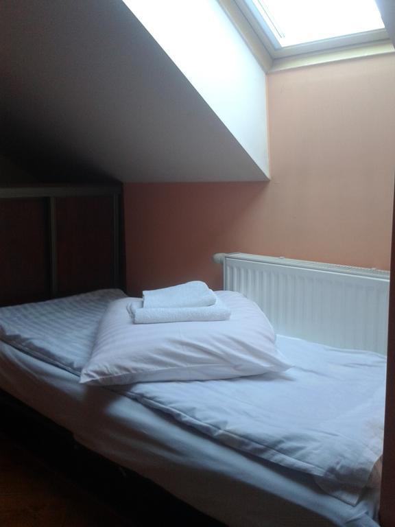 Gosciniec Sloneczny Hotel Drzonkow Phòng bức ảnh