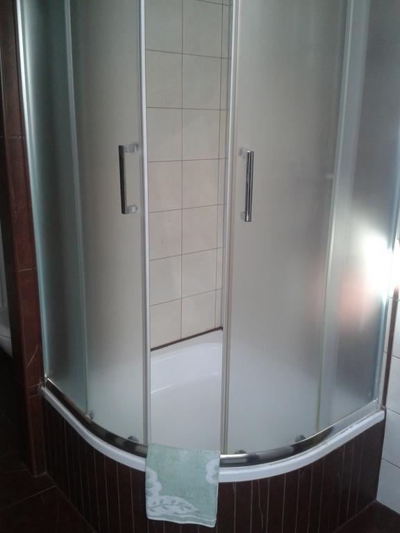 Gosciniec Sloneczny Hotel Drzonkow Ngoại thất bức ảnh